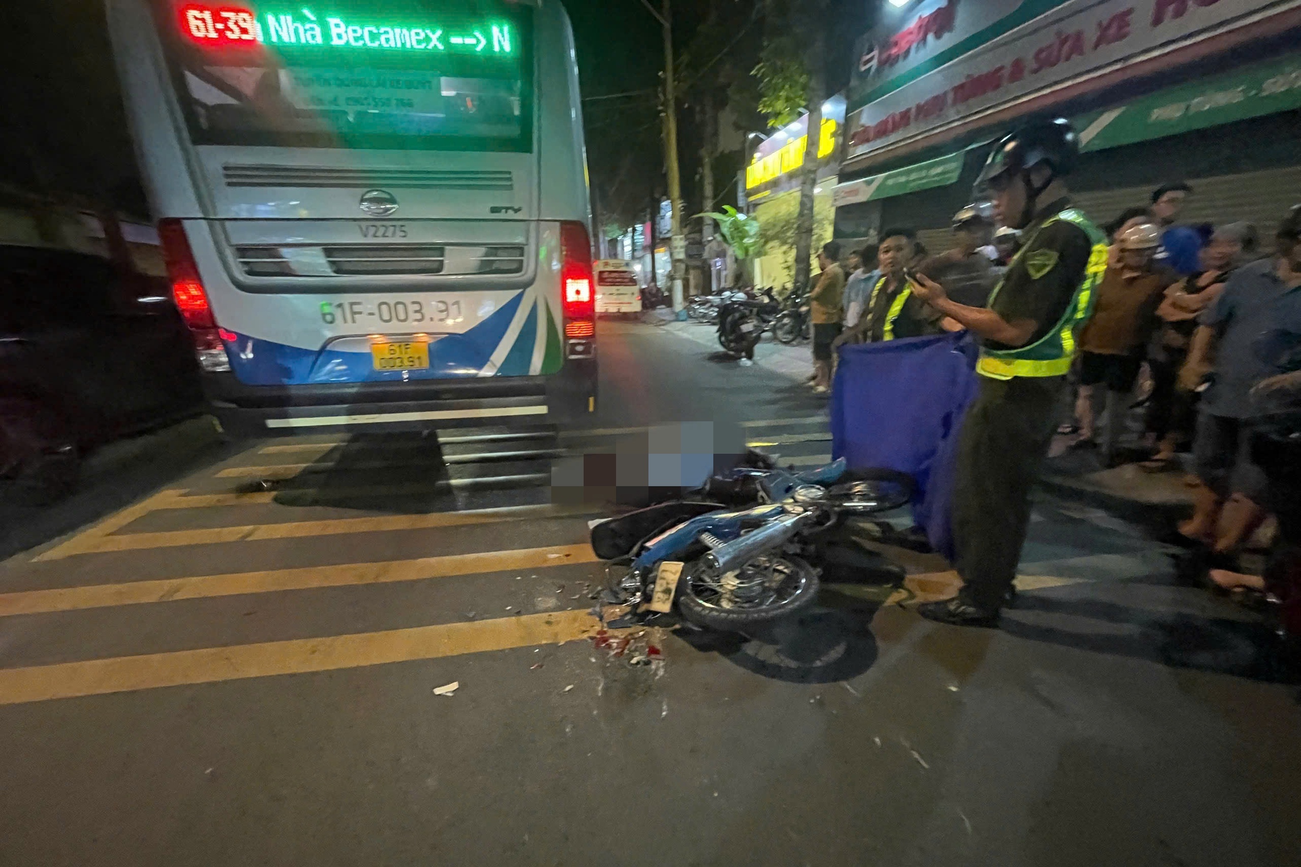 Thủ Dầu Một: Người đàn ông bị cán tử vong sau va chạm với xe buýt